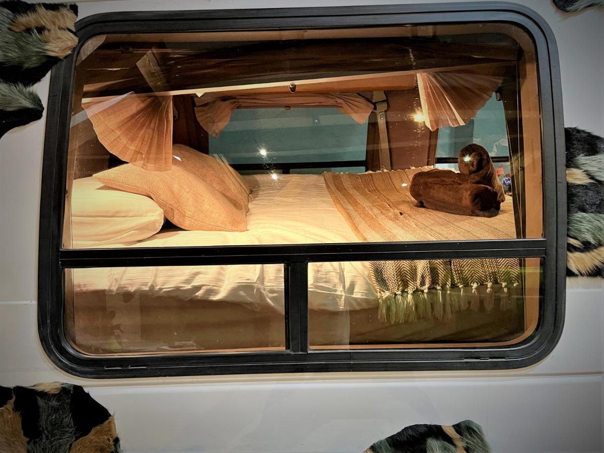 Urban Van Glamping 리가 외부 사진