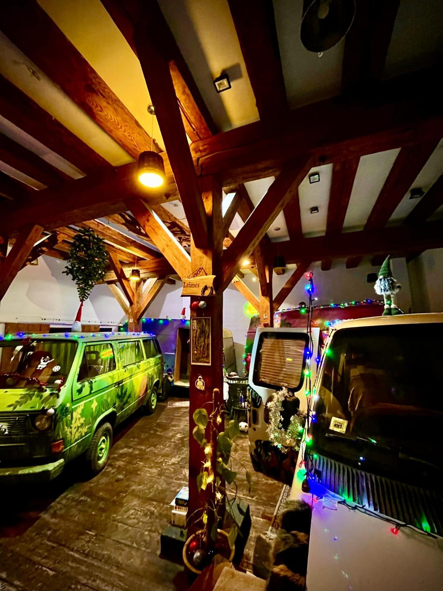 Urban Van Glamping 리가 외부 사진
