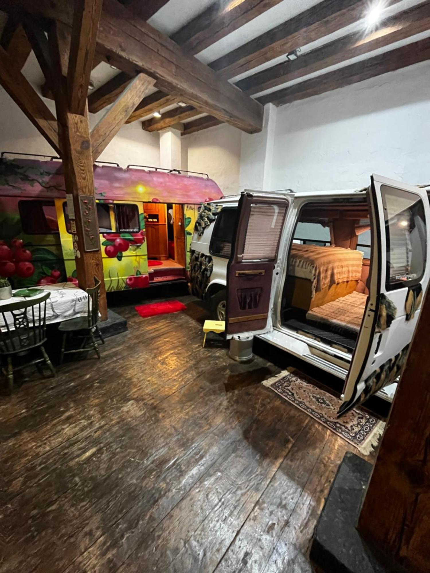 Urban Van Glamping 리가 외부 사진